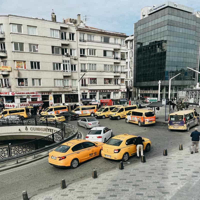 Hızlı Taksi Çağırma Kolaylığı